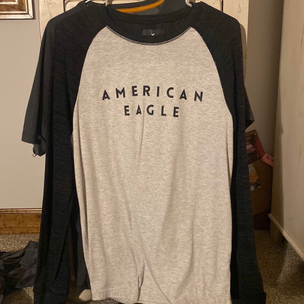 American Eagle White And Black Long Sleeve Tee
